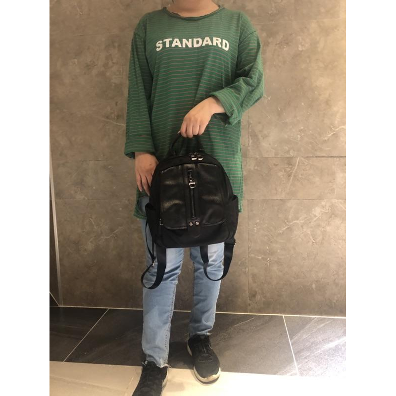 韓國🇰🇷空運～《🔥現貨♦免運‼️》 💜韓國尼龍後背包～💟質感配真皮後背包~旅行後背包～雙肩背包-細節圖8