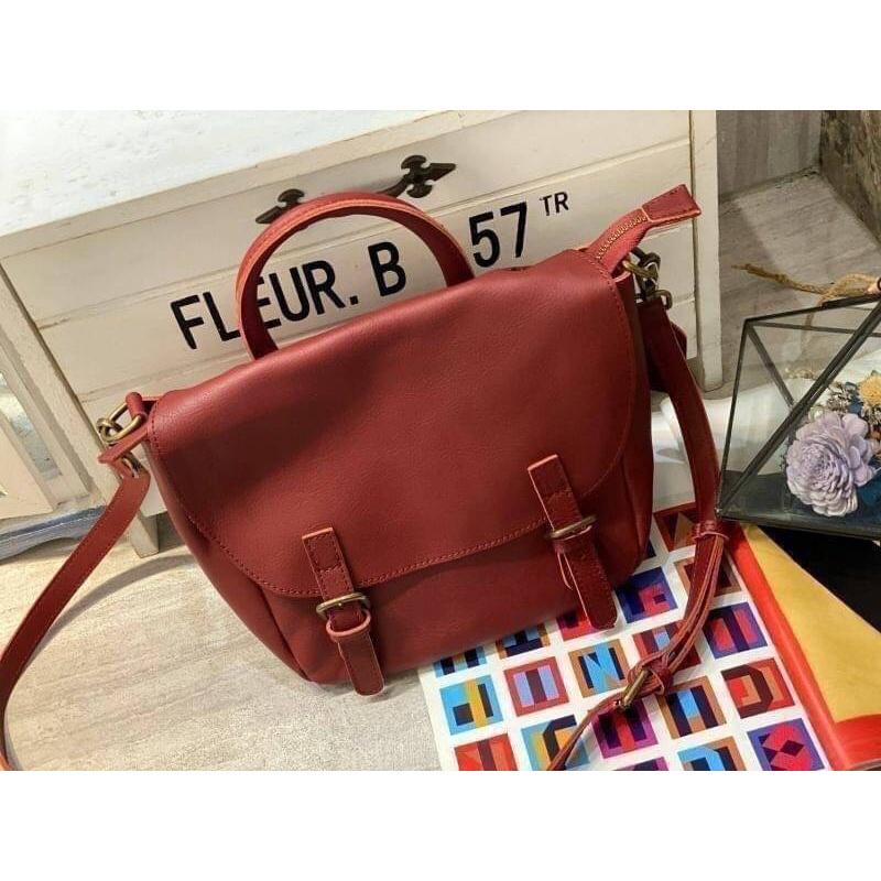 韓國🇰🇷空運～《♦️免運‼️》韓國真皮斜背包～🔥2story植鞣牛皮‼️～斜背包～翻蓋斜背包～郵差包～文青風-細節圖9