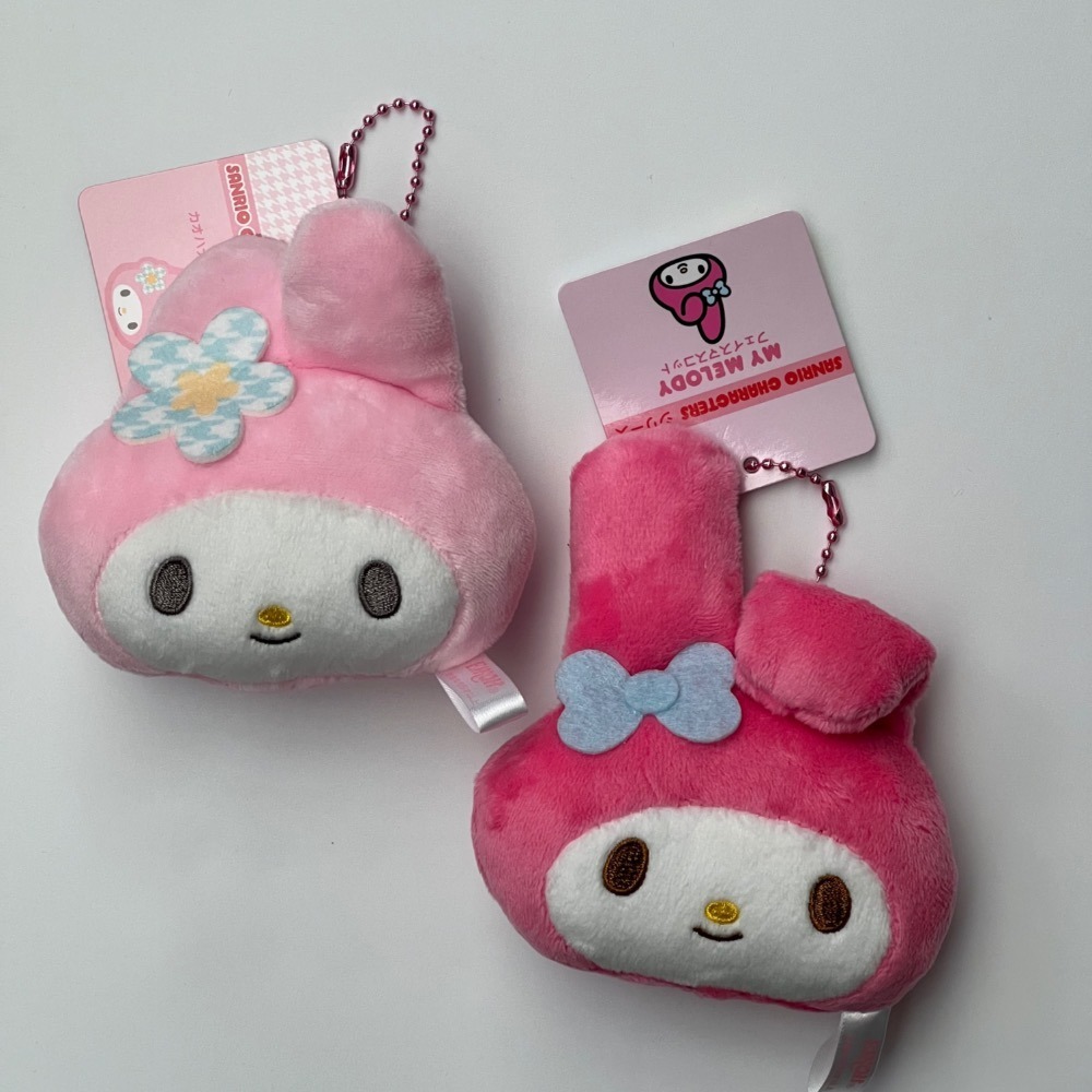❗️聖誕優惠❗️【Sanrio】三麗鷗美樂蒂 惡魔美樂蒂 大頭美樂蒂吊飾娃 平成學生款 學院風美樂蒂-細節圖3