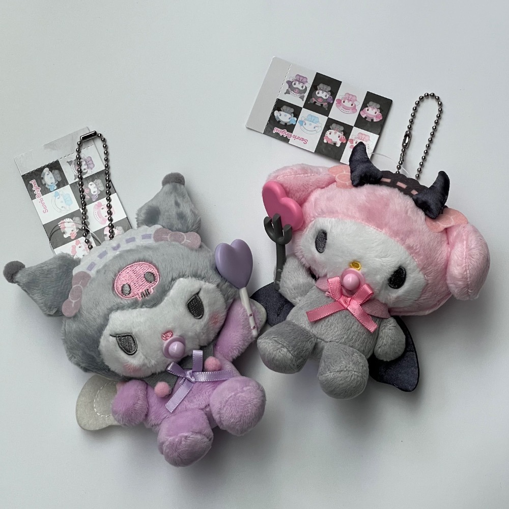 ❗️聖誕優惠❗️【Sanrio】三麗鷗美樂蒂 惡魔美樂蒂 大頭美樂蒂吊飾娃 平成學生款 學院風美樂蒂-細節圖4