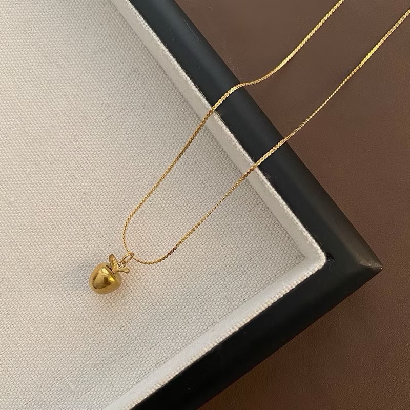 新開幕🔥現貨✨平平安安立體小蘋果鈦鋼項鍊｜316L醫療鋼｜抗敏防褪色｜可洗澡鎖骨鍊｜不鏽鋼項鍊-細節圖2