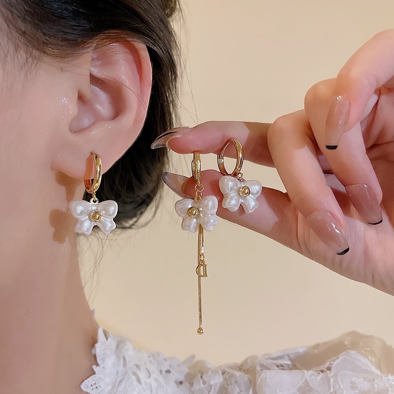 新開幕🔥現貨✨華麗感甜美立體珍珠感蝴蝶結耳環｜耳扣｜抗過敏｜高保色-細節圖3