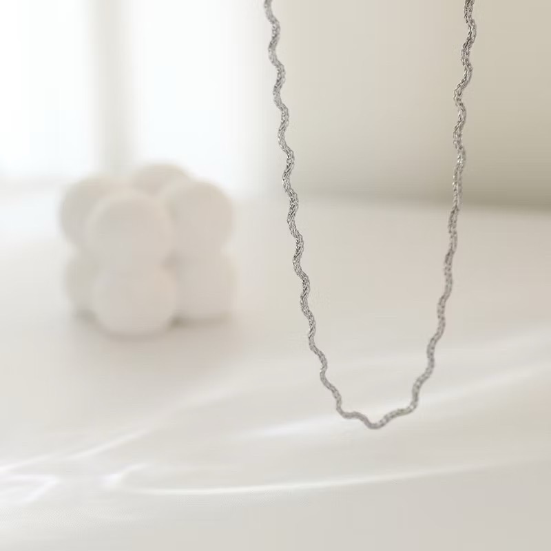 新開幕🔥現貨✨高品質千絲萬縷波浪鈦鋼項鍊｜醫療鋼手鍊｜成套飾品｜頸鍊｜鎖骨鍊｜百搭素鍊｜中性 個性-細節圖2