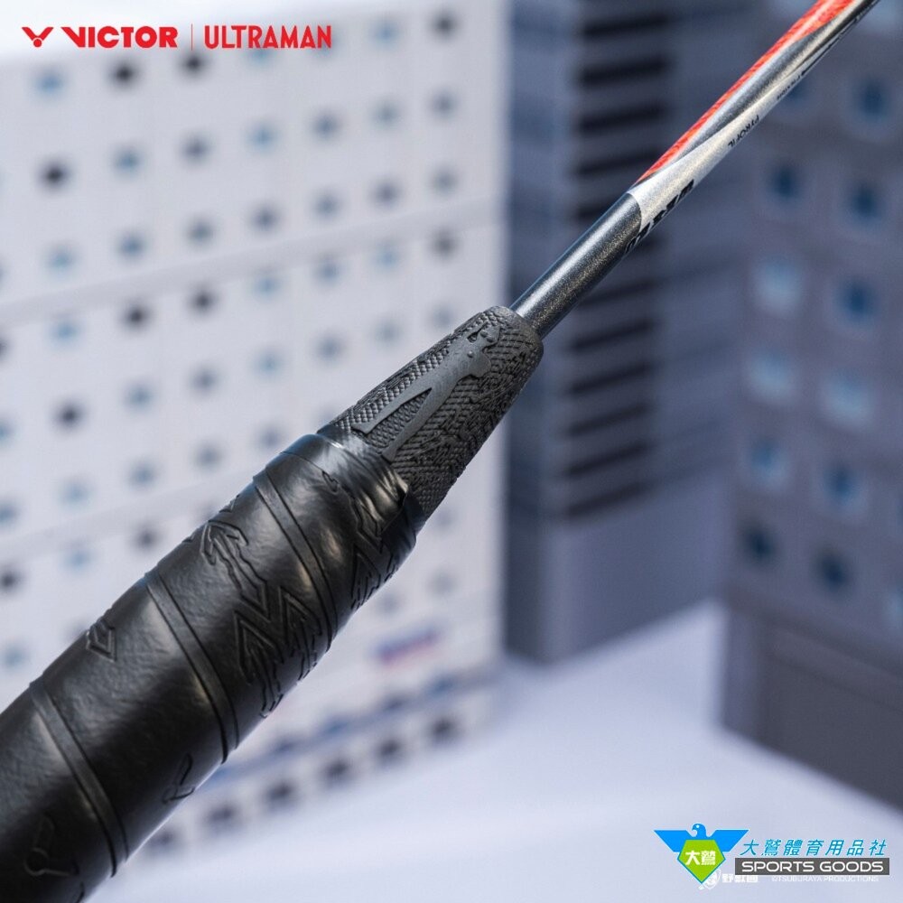 [大鷲體育]超人力霸王 VICTOR x 超人力霸王 ULTRAMAN 突擊 TK-ULTRAMANTIGA 聯名羽球拍-細節圖6