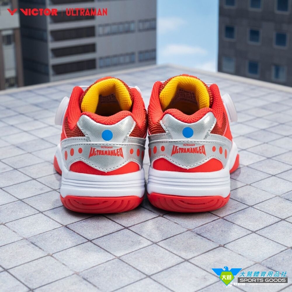 [大鷲體育]超人力霸王 VICTOR x 超人力霸王 ULTRAMAN A-UTMJR 聯名運動羽球童鞋-細節圖6