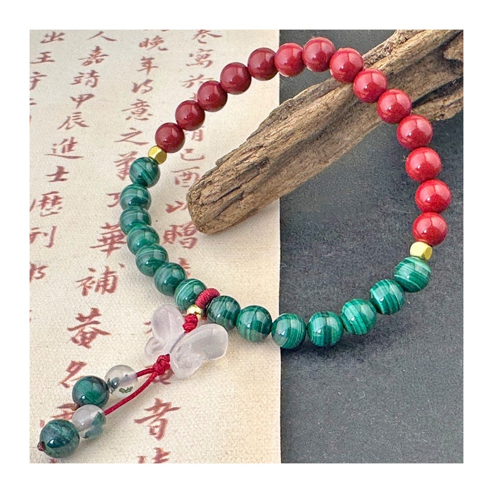 璞心堂 翠緣之韻系列 幸運孔雀石+硃砂＋玉髓吊飾手串-細節圖3