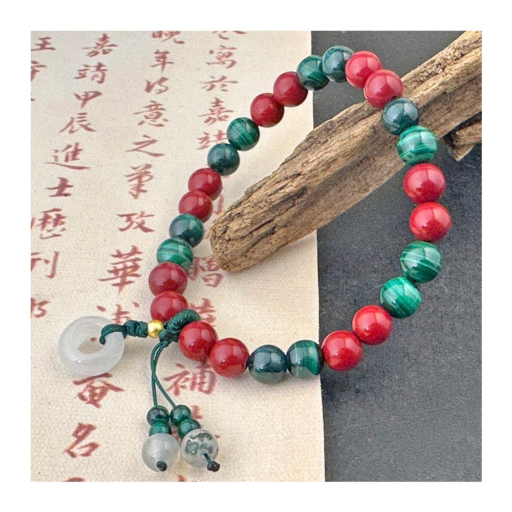 璞心堂 翠緣之韻系列 幸運孔雀石+硃砂＋玉髓吊飾手串-細節圖4