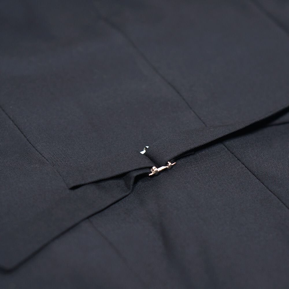 黑色西裝背心 質感面料 舒適內襯 現貨 馬甲 外套內搭 正式 商務-細節圖7