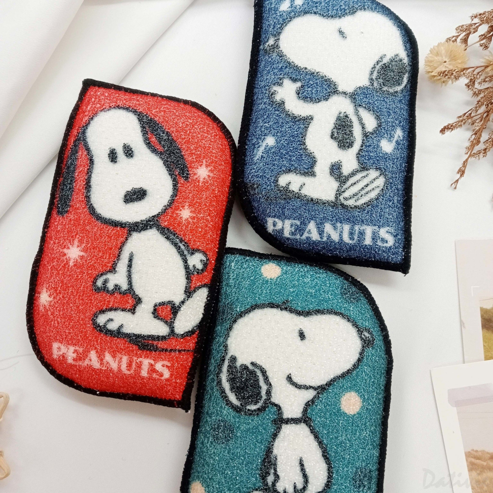 日本進口正版授權 史努比 SNOOPY PEANUTS 洗碗清潔海綿附魔鬼氈收納貼 雙面材質 餐盤 杯子 鍋具 玻璃-細節圖2