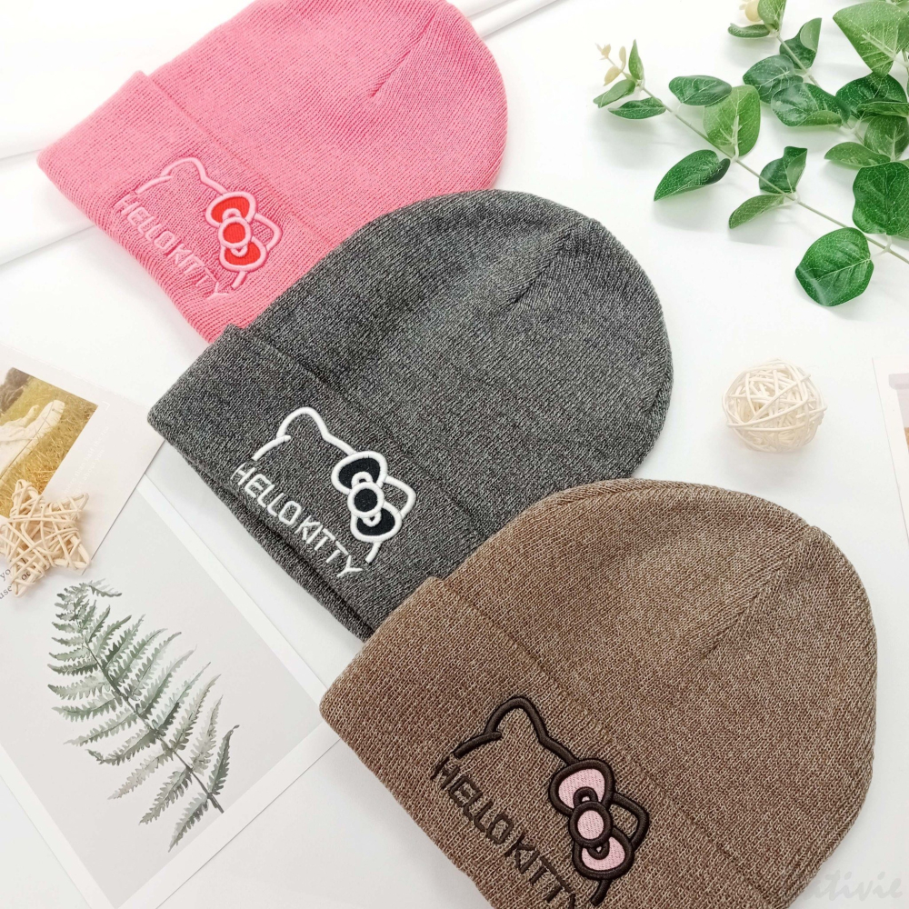 台灣製 Sanrio 正版授權Hello Kitty凱蒂貓 成人 刺繡單層反摺毛帽 粉/棕/深灰-細節圖2