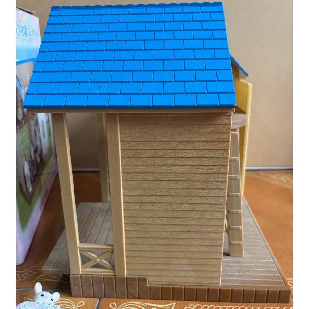 森林家族深藍色屋頂湖畔小屋異色-細節圖7