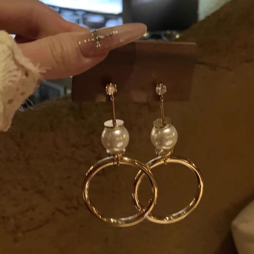♛ROSEMAYR♛[預購款] S925銀針 韓系酷辣風仿珍珠吊墜圓圈耳環-細節圖5