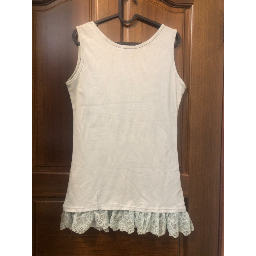 ♛ROSEMAYR♛廠商寄賣-Z4997蘋果綠色系下擺拼接蕾絲背心 展示品-細節圖2