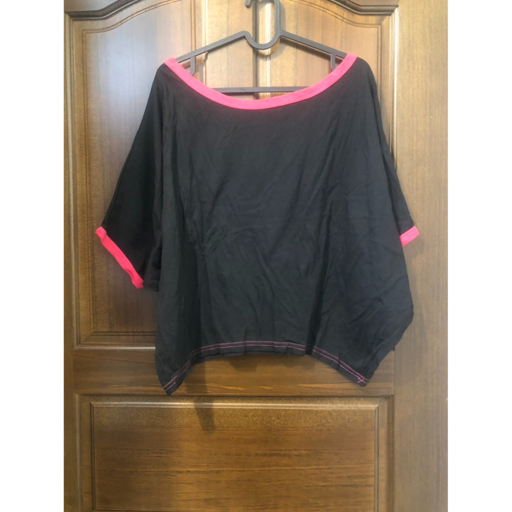 ♛ROSEMAYR♛廠商寄賣-Z3255虎頭印花飛鼠袖上衣-細節圖2