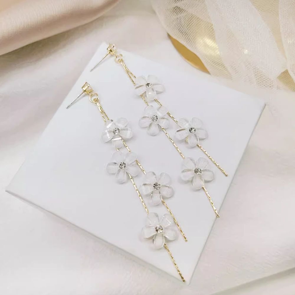 ♛ROSEMAYR♛[預購款] S925銀針 迪麗熱巴同款 森林系女孩 白色小花長款流蘇耳環-細節圖7