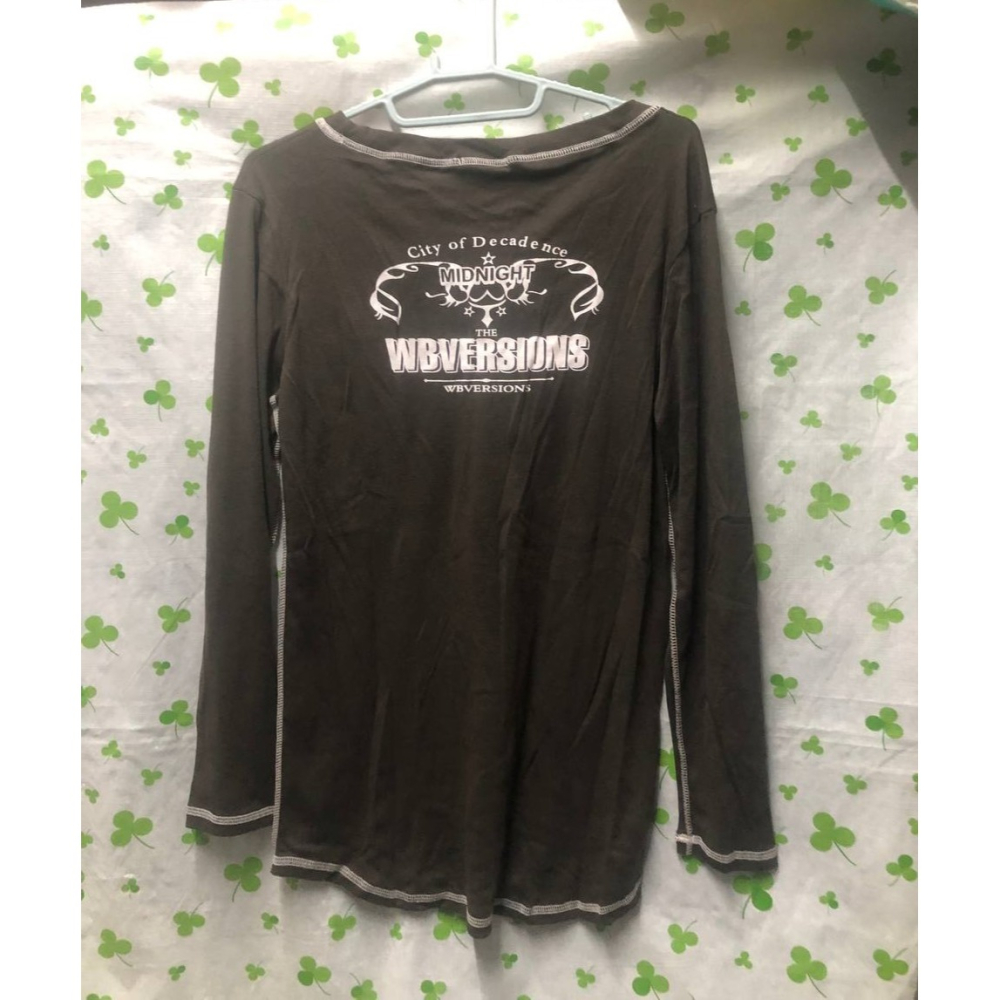 ♛ROSEMAYR♛廠商寄賣- 中大尺碼 拷克邊印花字母長袖上衣-細節圖2