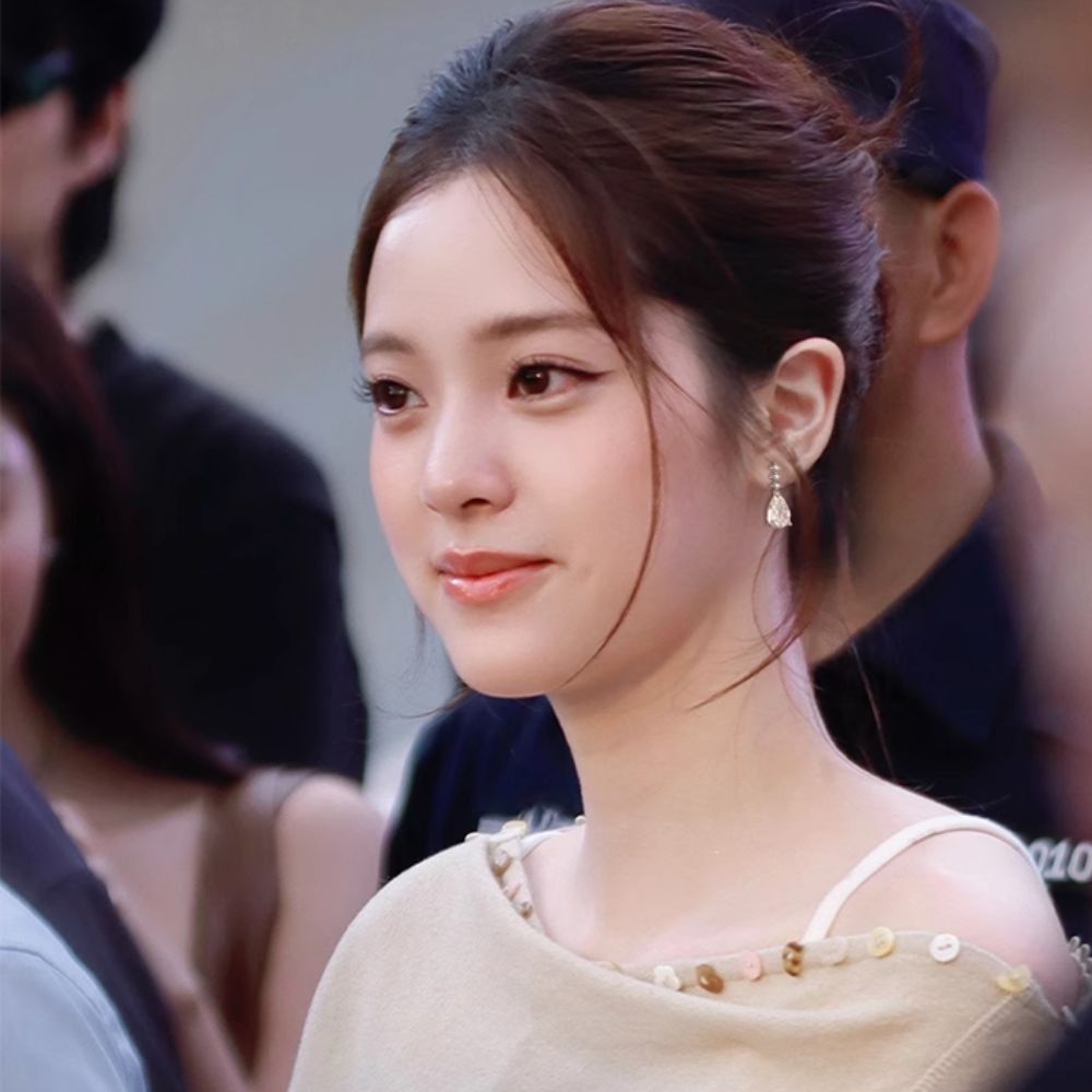 ♛ROSEMAYR♛[預購款] S925銀針 歐陽娜娜同款 氣質名媛 水滴鋯石耳環-細節圖3