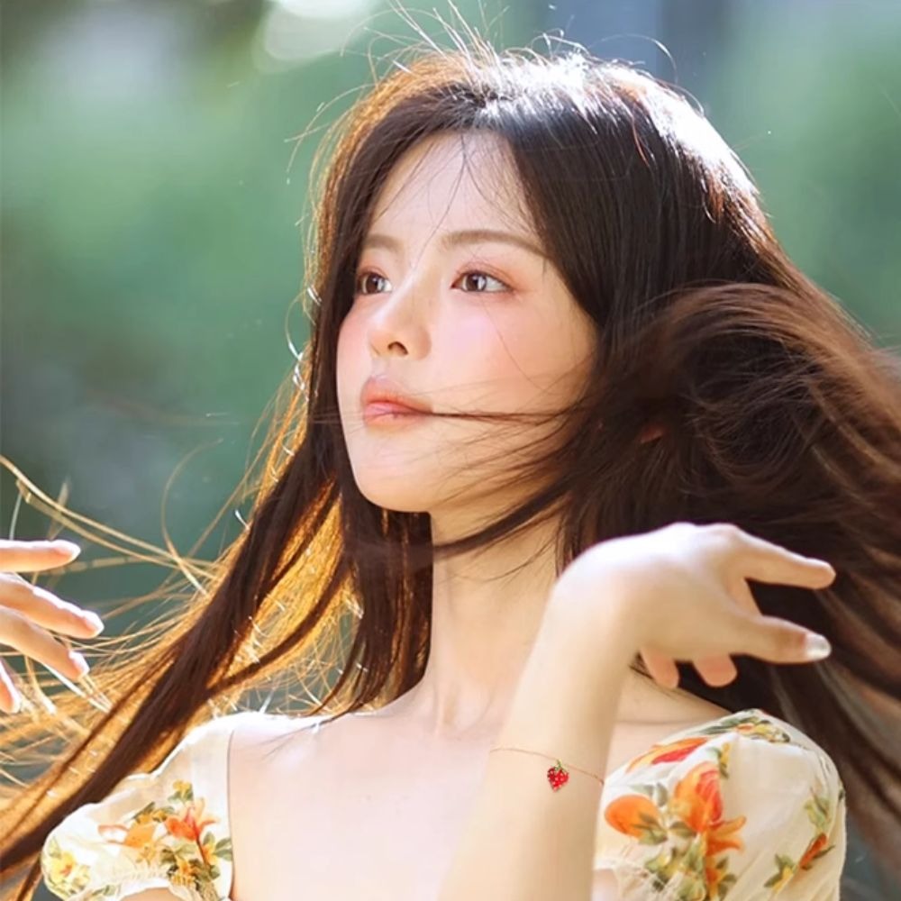 ♛ROSEMAYR♛[預購款] 趙露思同款 夏日多巴胺系紅色草莓手鏈-細節圖2