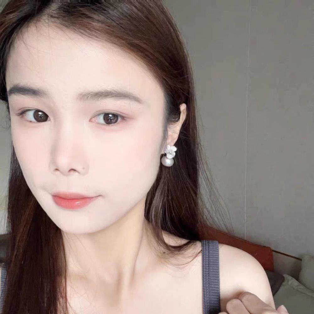 ♛ROSEMAYR♛ S925銀針 法式清奢感 優雅山茶花珍珠耳環-細節圖2