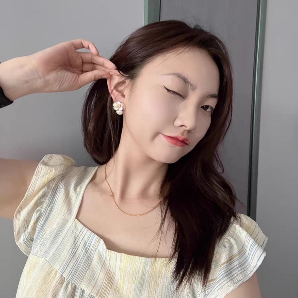 ♛ROSEMAYR♛ S925銀針 法式清奢感 優雅山茶花珍珠耳環-細節圖3