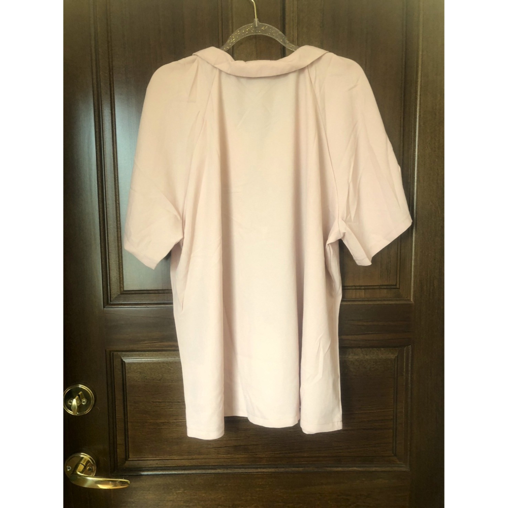 ♛ROSEMAYR♛廠商寄賣-加大尺碼-C01-10236娃娃領貓頭鷹短袖上衣-細節圖3