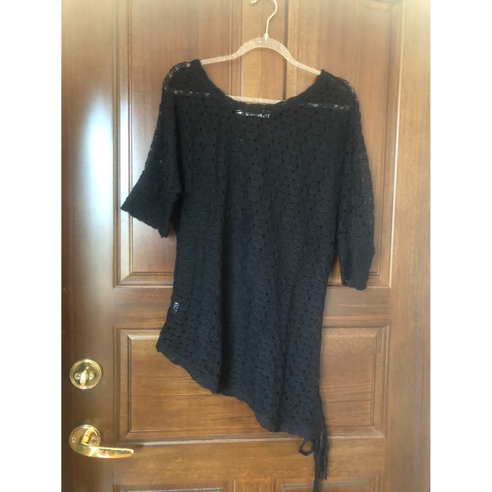 ♛ROSEMAYR♛廠商寄賣-中大尺碼-C01-003黑色鏤空短袖上衣-細節圖2