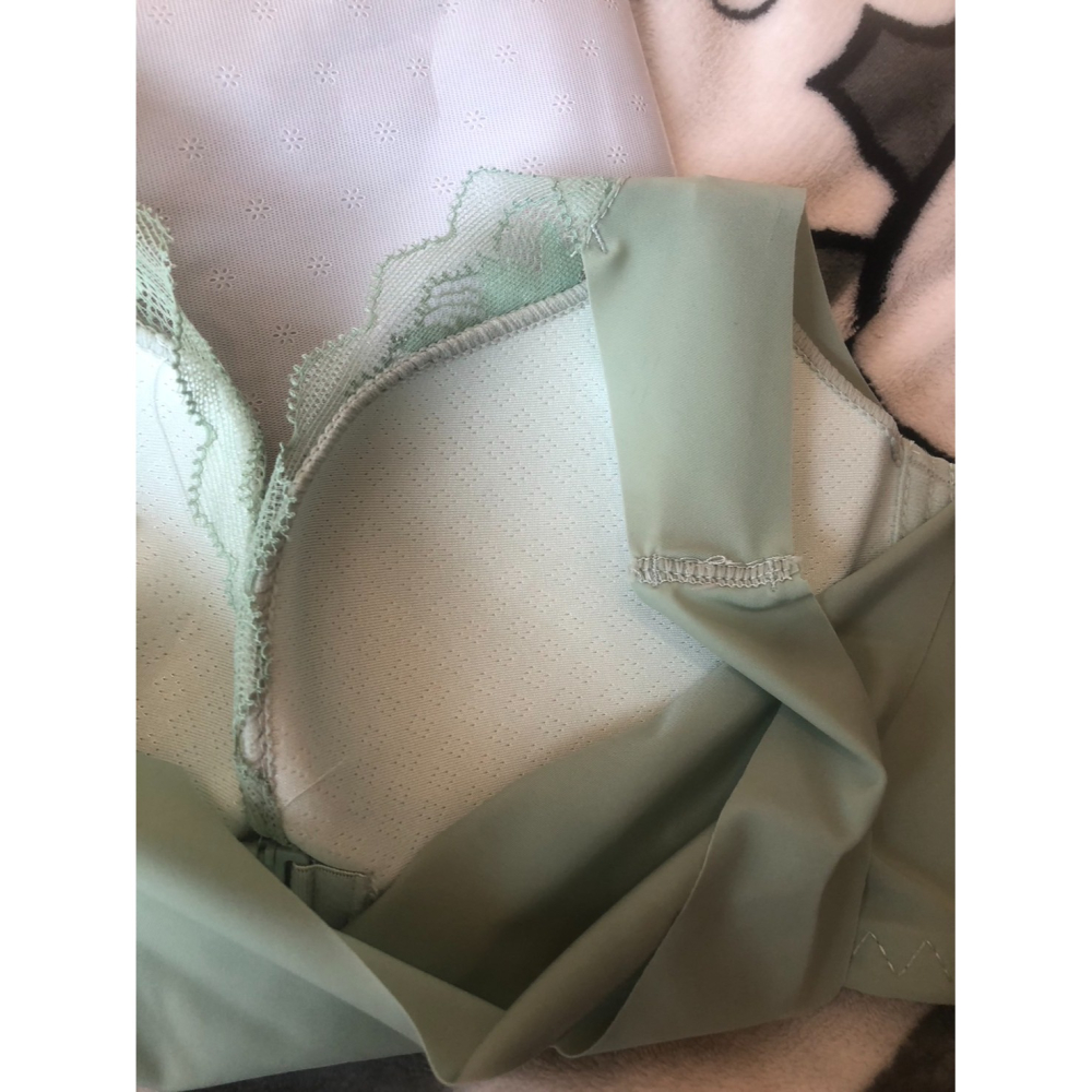 ♛ROSEMAYR♛廠商寄賣-青蘋果綠法式性感蕾絲無鋼圈前釦式內衣 38C-細節圖4