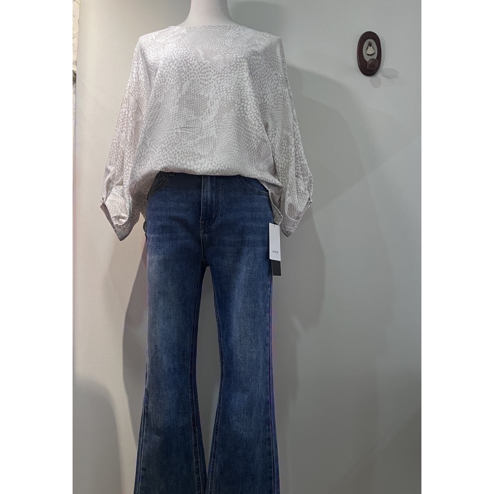 日本進口品牌 LAUTREAMONT 春裝襯衫-細節圖2