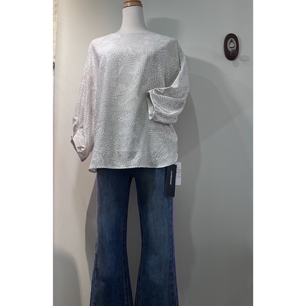 日本進口品牌 LAUTREAMONT 春裝襯衫-細節圖3