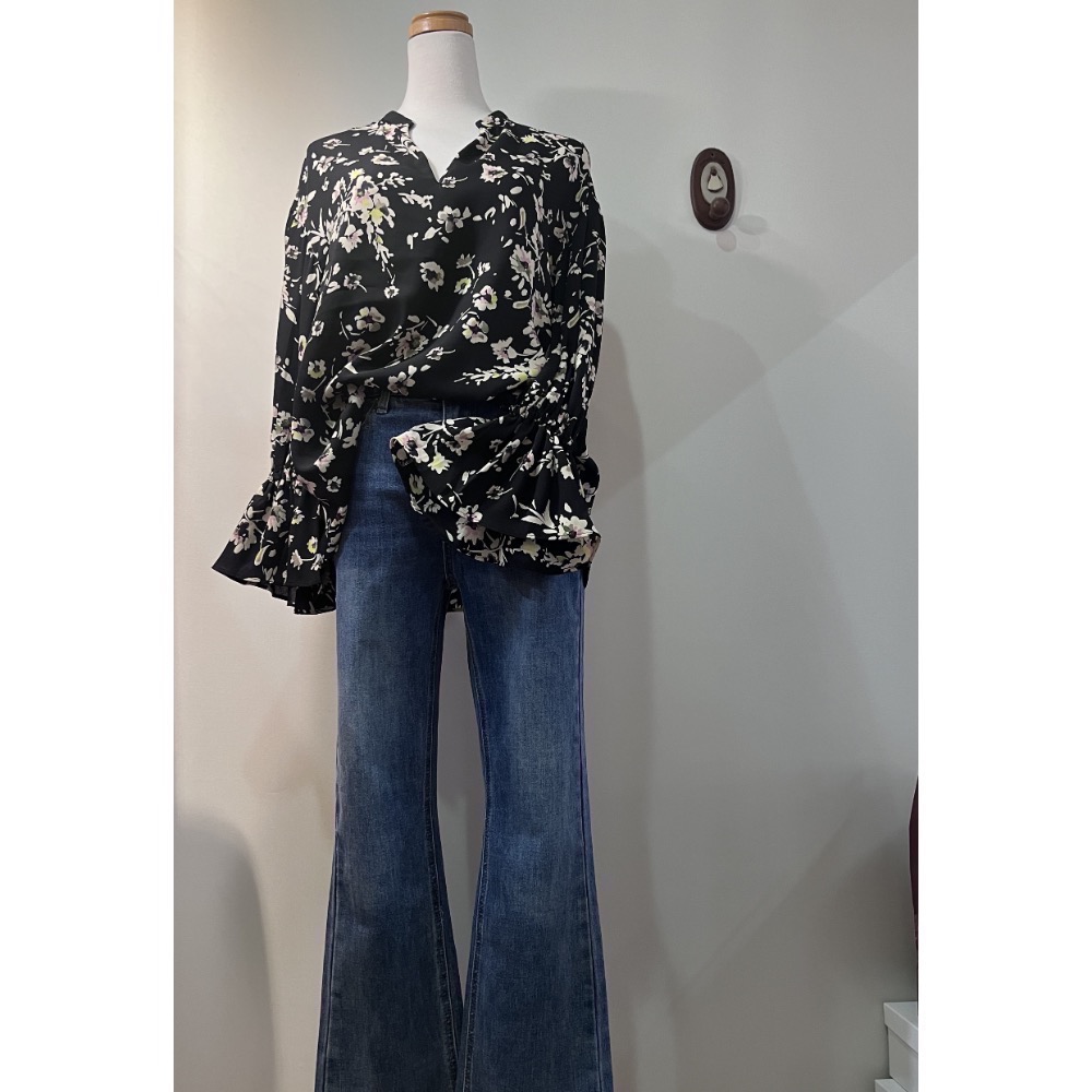 日本進口品牌INED春裝襯衫-細節圖3