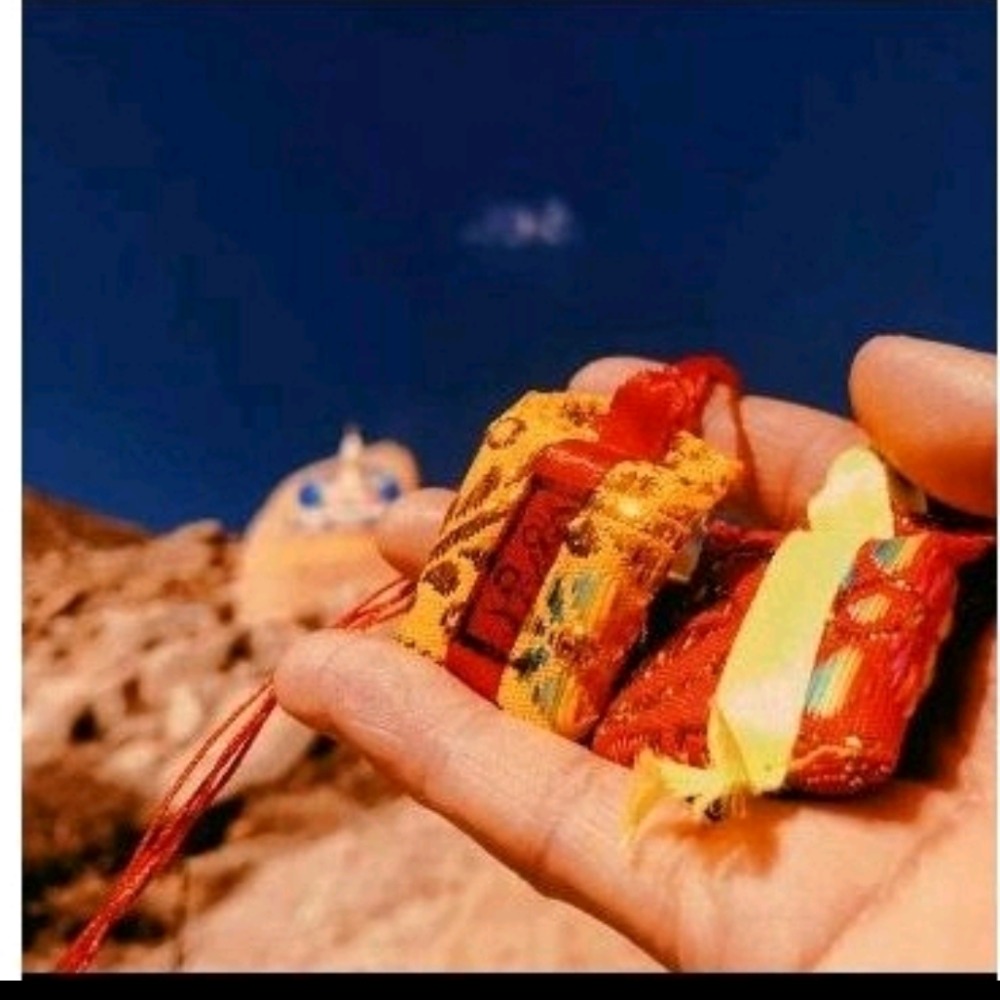 每標1個「西藏拉薩哲蚌寺 金刚總集護符男女隨身佩戴護身平平安安-細節圖2