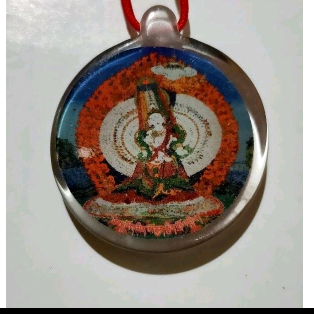 西藏敏珠林寺開光加持 【已裝藏的大白傘蓋佛母心咒咒輪護身佛牌】特别舒圣 大白傘蓋男女同款吊墜-細節圖2