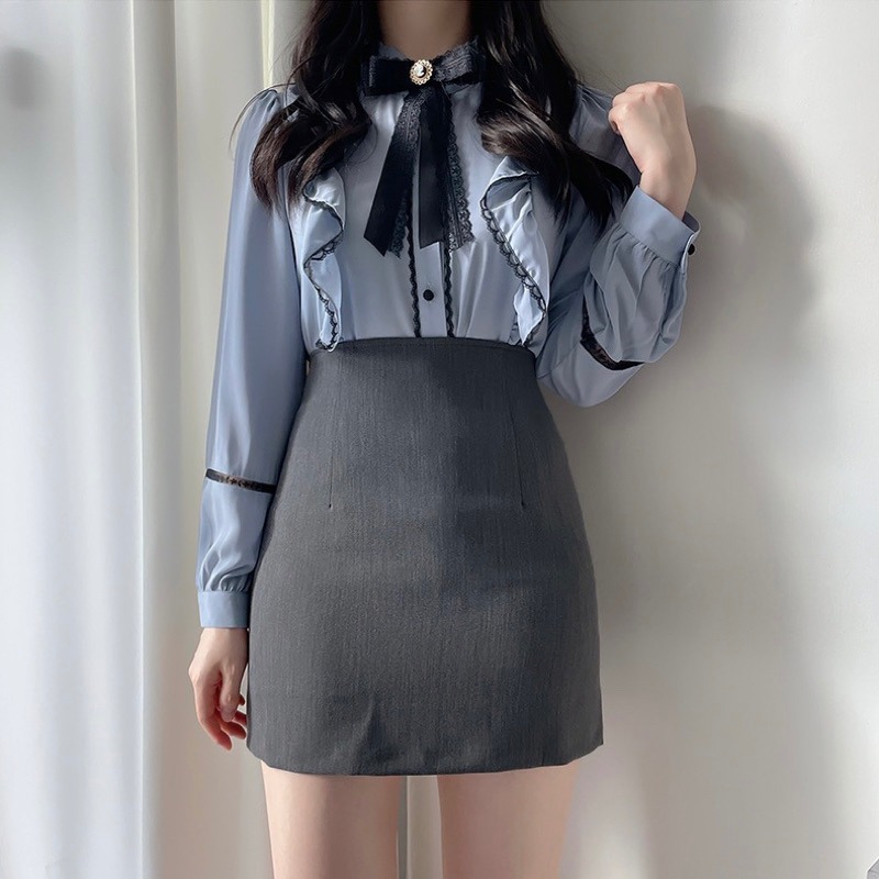 預購*地雷系荷葉邊藍色蕾絲蝴蝶結領結長袖襯衫 量產型 法式 復古 設計感 宮廷風 lolita 蘿莉塔 軟妹 上衣-細節圖5