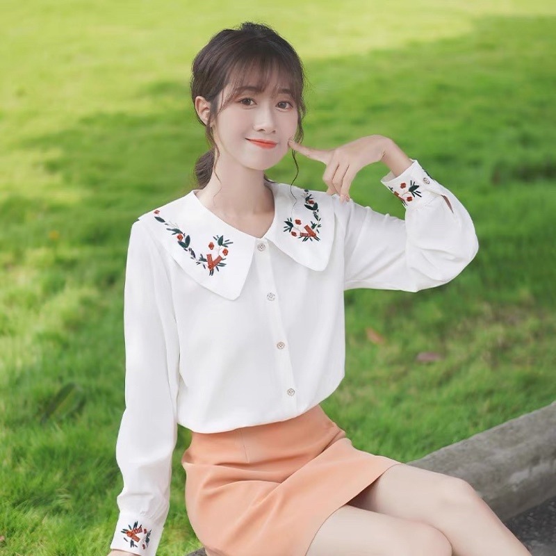 現貨+預購*法式文藝少女刺繡花朵雪紡長袖娃娃領百搭襯衫 春夏 日系 寬鬆 學院風 軟妹 可愛 小清新 上衣-細節圖4