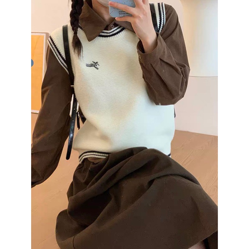 現貨+預購*美式學院風設計感刺繡拼色毛線背心 長袖polo 領襯衫 學院風 日系 設計感 復古 文藝 少女 套裝 上衣-細節圖4