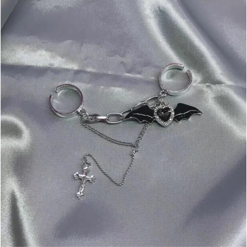 現貨+預購*地雷系量產型蝙蝠翅膀愛心十字架戒指 lolita 蘿莉塔 甜酷 亞文化 暗黑 龐克 可愛 軟妹 日系 飾品-細節圖3