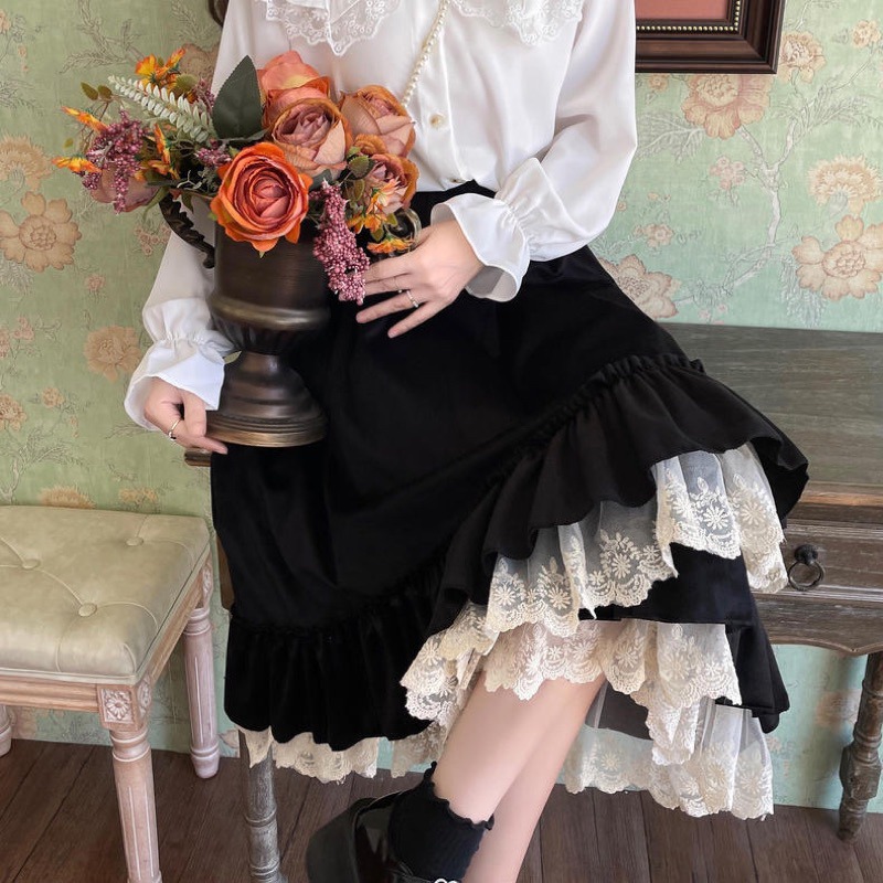 預購*法式氣質少女絲絨蕾絲大擺前短後長花邊中長款A字裙 秋冬 蛋糕裙 仙女 軟妹 學院風 文藝 半身裙 長裙 裙子-細節圖8