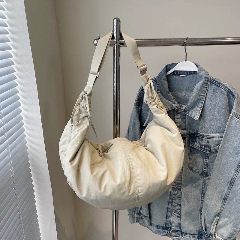 牛角造型尼龍斜背單肩包-規格圖7