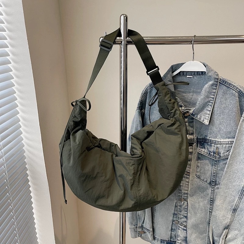 牛角造型尼龍斜背單肩包-規格圖7