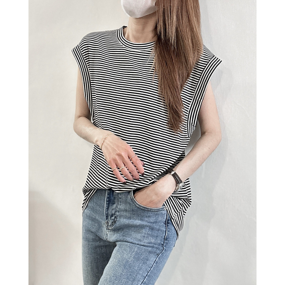 韓國無袖防曝光細條T🤎棉ＴＴ恤  上衣 無袖 圓領 細條 防曝光-細節圖3