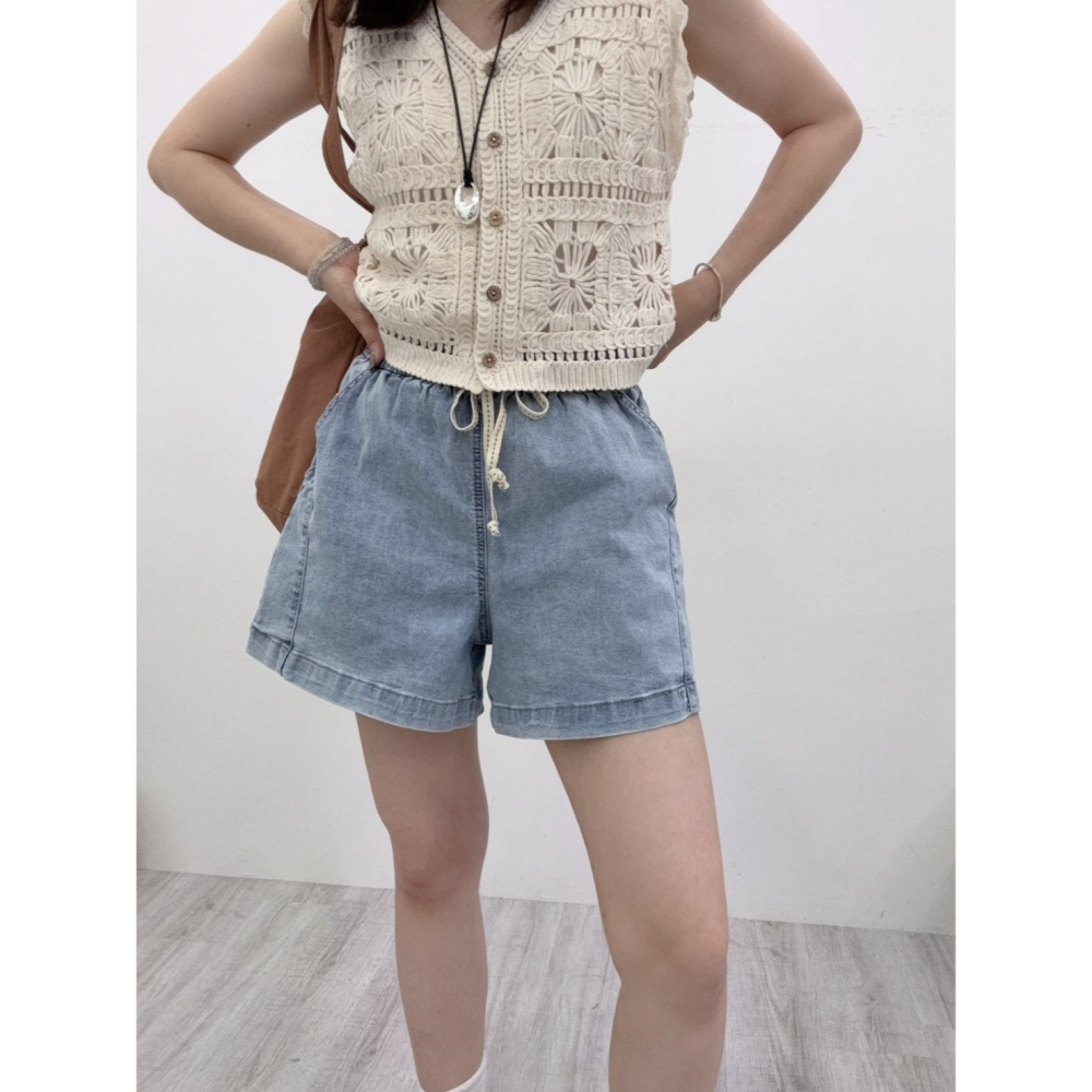 復古水洗A字牛仔短褲🤎短褲 牛仔 A字 水洗牛仔短褲 抽繩 牛仔短褲 腰鬆緊-細節圖10