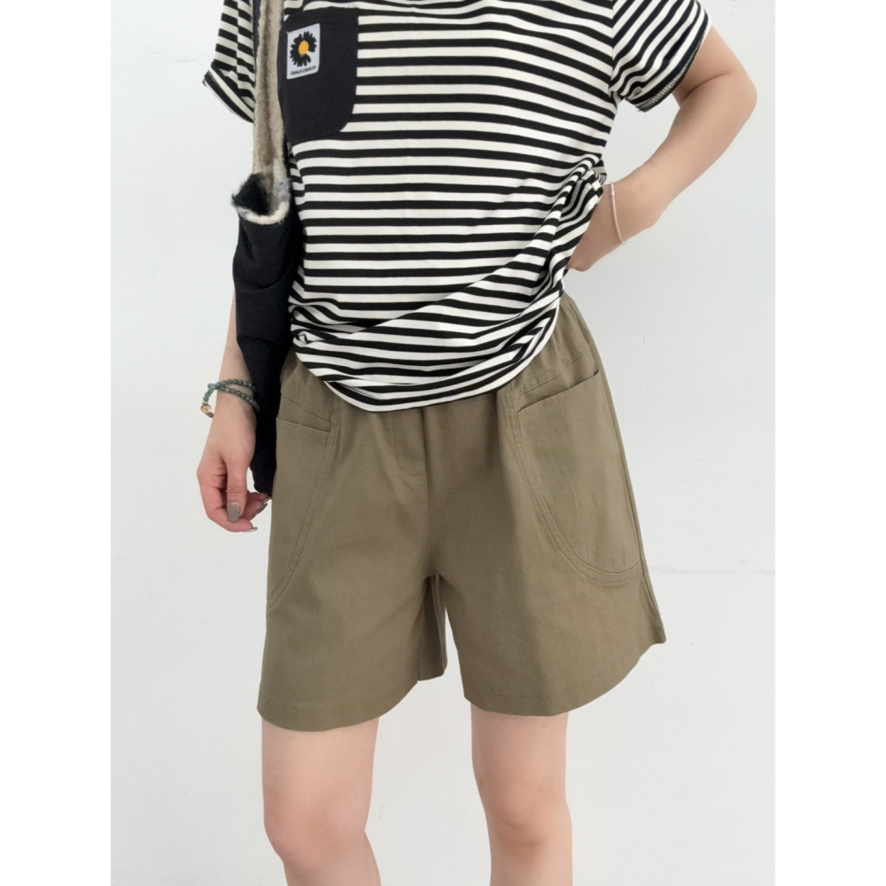 多色百搭休閒短褲🤎短褲 休閒 褲子 斜紋布 腰鬆緊 四分褲 休閒短褲-細節圖5