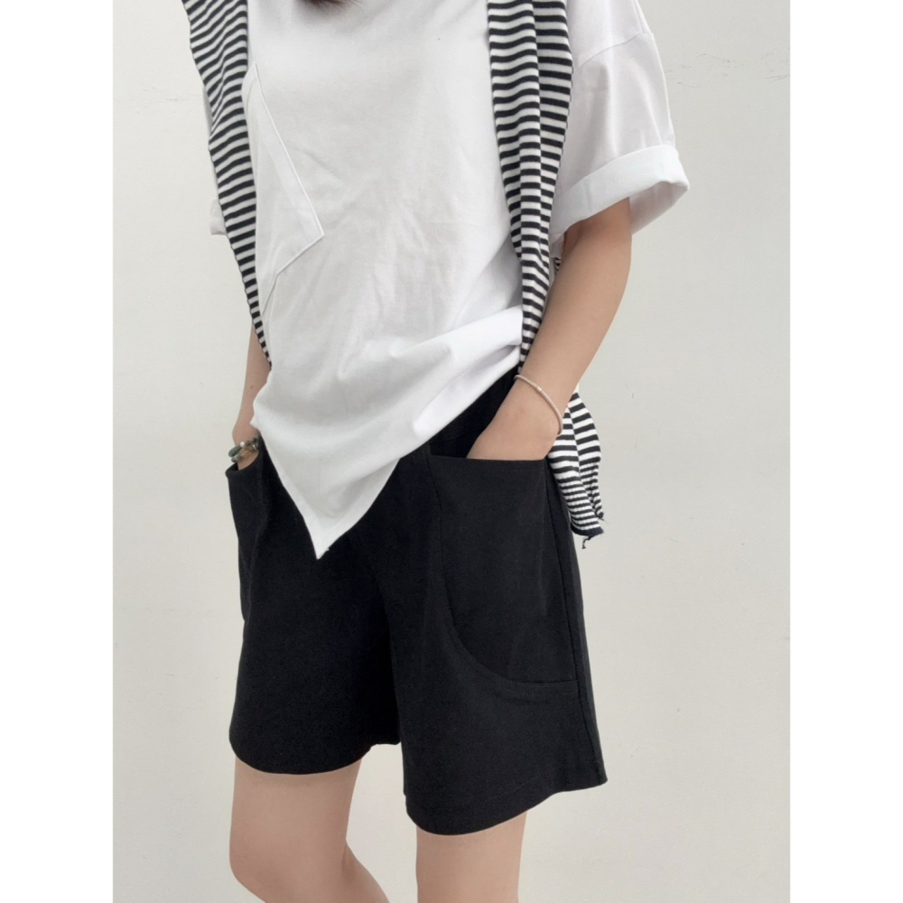 多色百搭休閒短褲🤎短褲 休閒 褲子 斜紋布 腰鬆緊 四分褲 休閒短褲-細節圖8