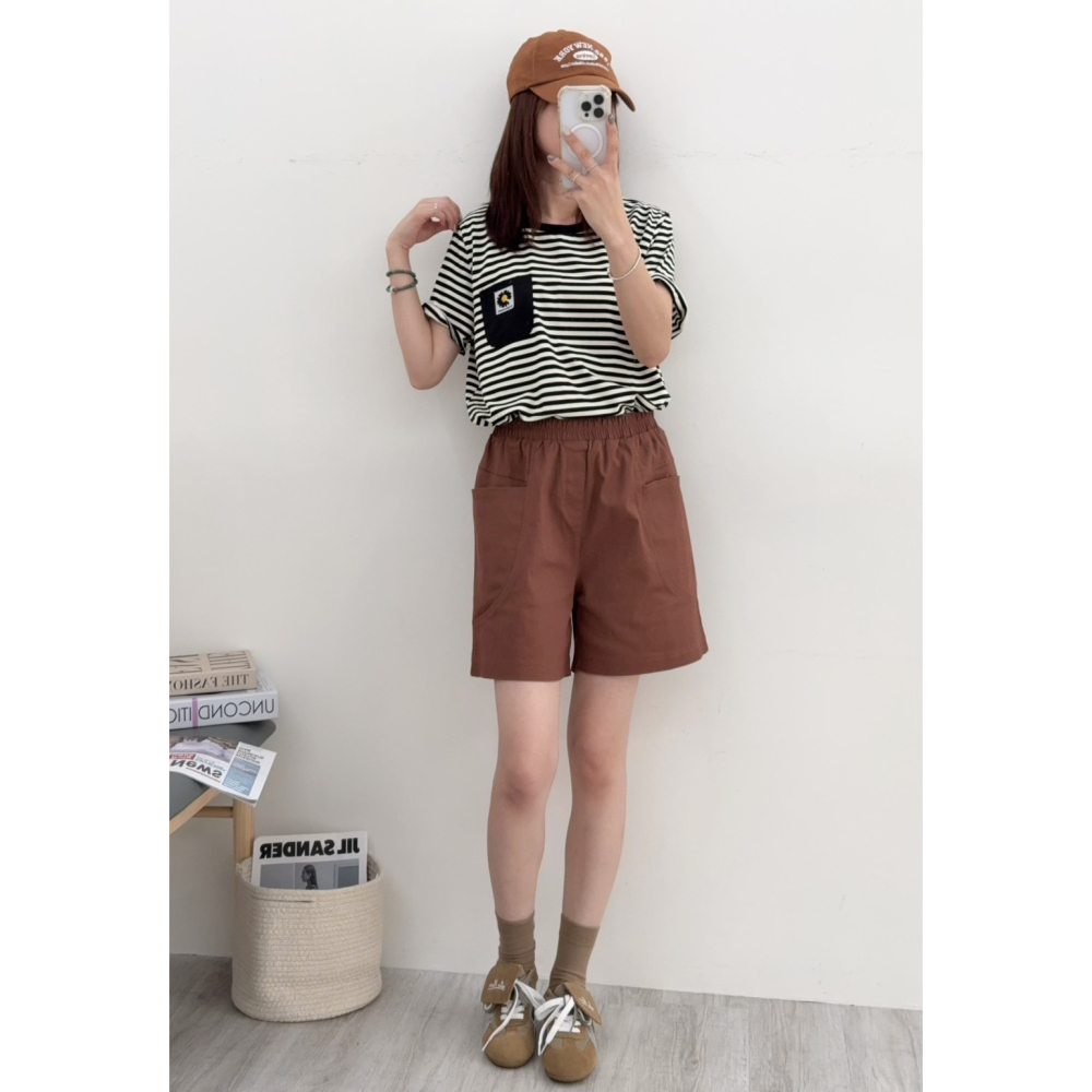 多色百搭休閒短褲🤎短褲 休閒 褲子 斜紋布 腰鬆緊 四分褲 休閒短褲-細節圖10