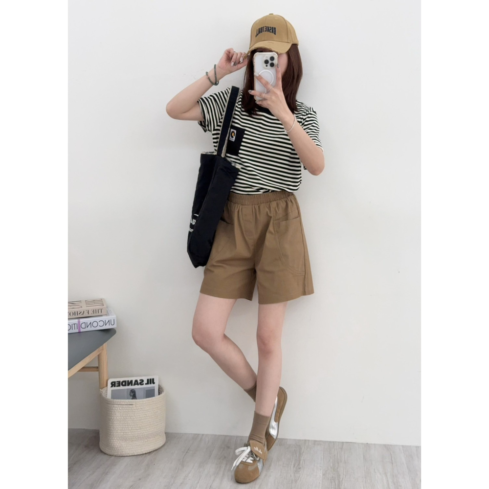 多色百搭休閒短褲🤎短褲 休閒 褲子 斜紋布 腰鬆緊 四分褲 休閒短褲-細節圖11