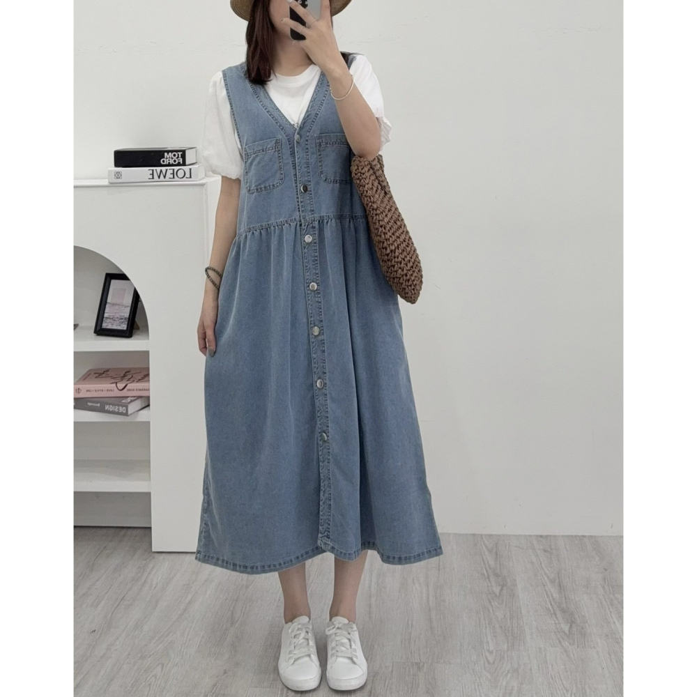 文青風牛仔背心洋🤎洋裝 連身裙 背心洋 無袖 牛仔 牛仔背心洋 文青風 排釦-細節圖6
