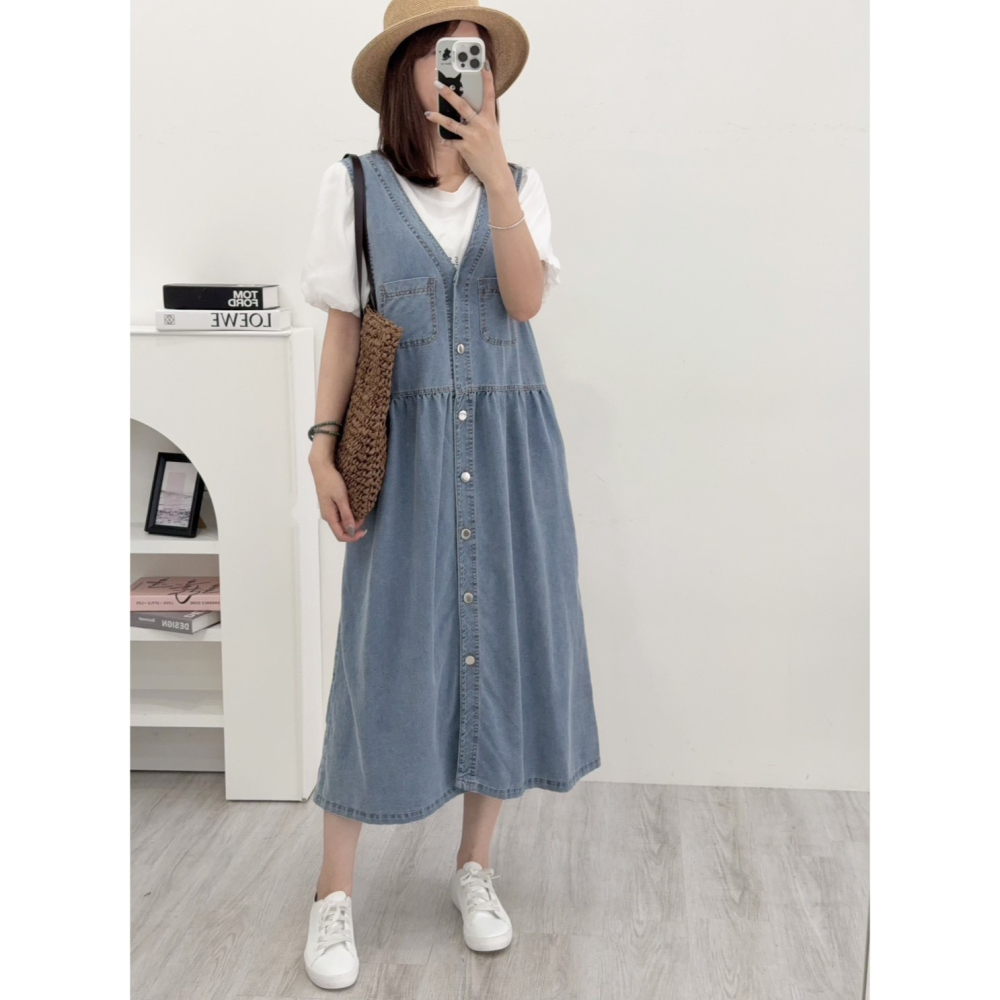文青風牛仔背心洋🤎洋裝 連身裙 背心洋 無袖 牛仔 牛仔背心洋 文青風 排釦-細節圖11