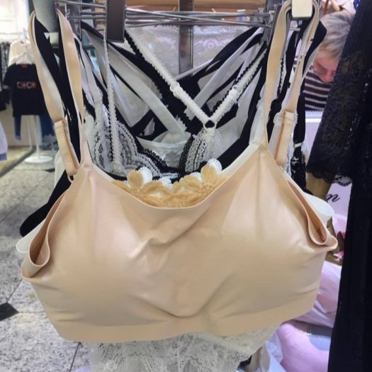 【現貨】冰絲涼感蕾絲美背內搭半身內衣小可愛※附襯墊/白/膚/黑色 ::: i-MelOn ::: 100%韓國空運 正韓-細節圖2