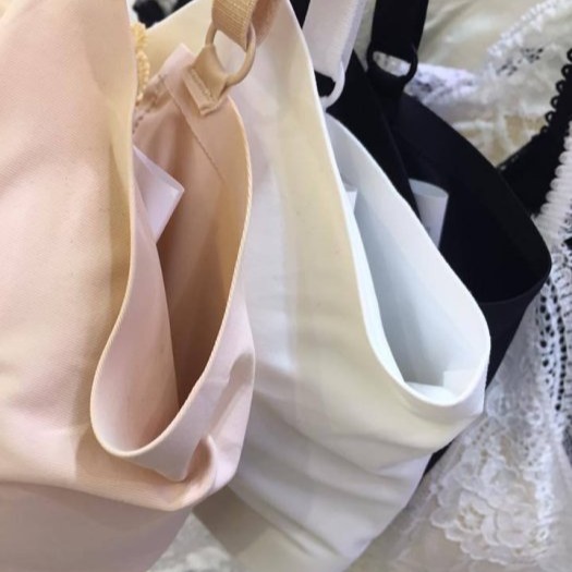 【現貨】冰絲涼感蕾絲美背內搭半身內衣小可愛※附襯墊/白/膚/黑色 ::: i-MelOn ::: 100%韓國空運 正韓-細節圖3