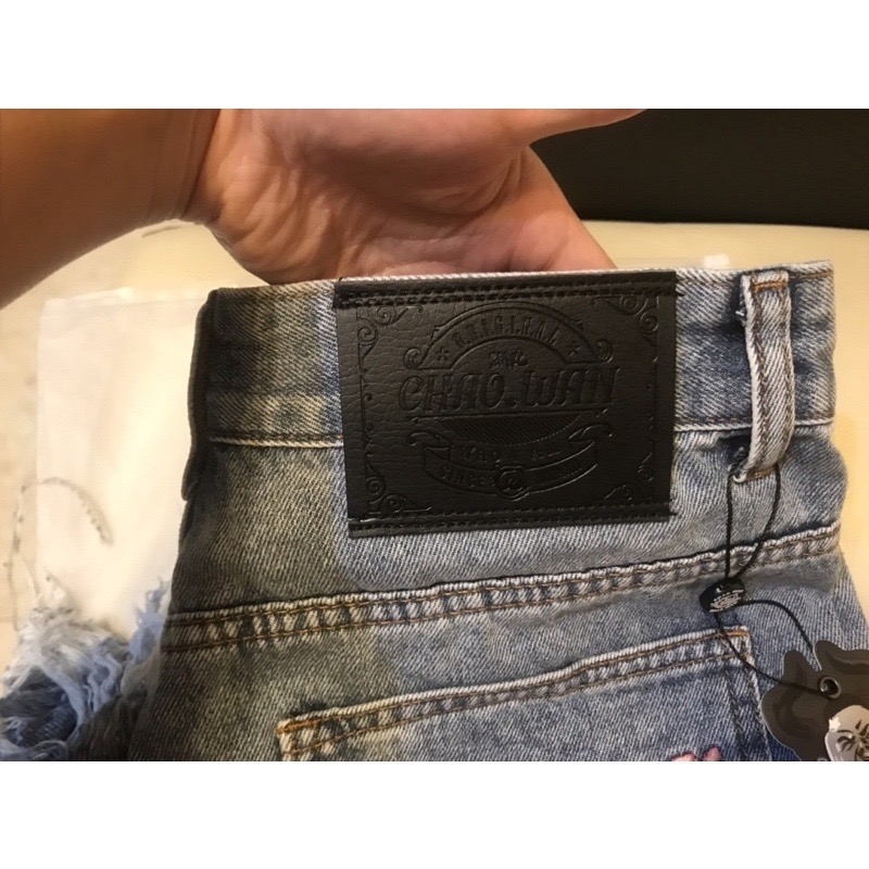 《全新》潮丸 - 日系手工抽鬚抓破_刺繡牛仔短褲 ( 女版 ) 30腰-細節圖4